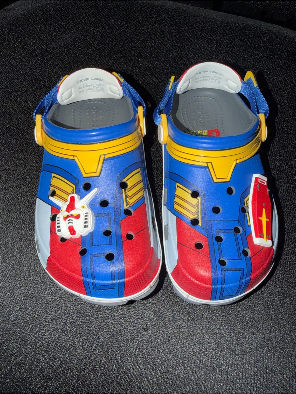 Crocs Gundam Wing collab kids 13